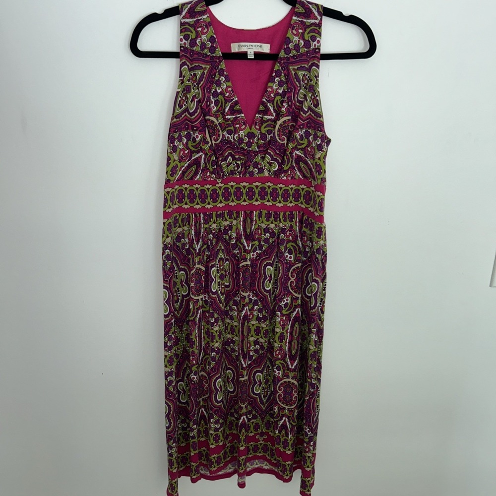 Evan Picone Dress Women's 6 Pink Paisley Sleeveless‎ Jersey V-Neck Fit & Flair